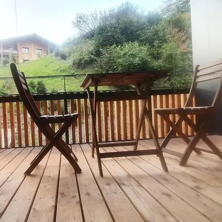 2.5 In Center Of Flims. In/out Apartment *